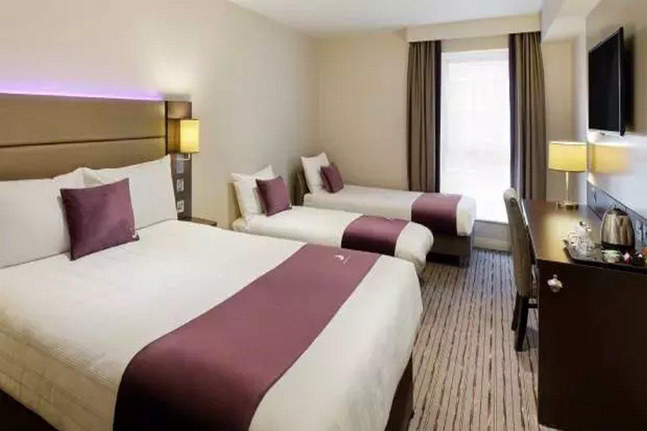 Premier Inn Maidenhead Town Centre Exterior foto